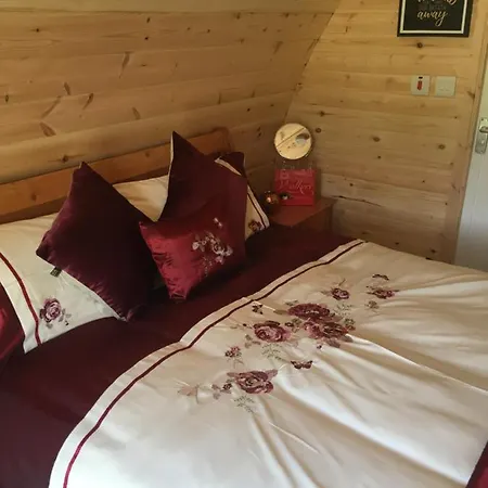 Lodge Clonakilty Accommodation An Úllórd Getways Clonakilty