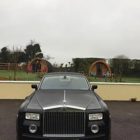 Clonakilty Accommodation Lodge *