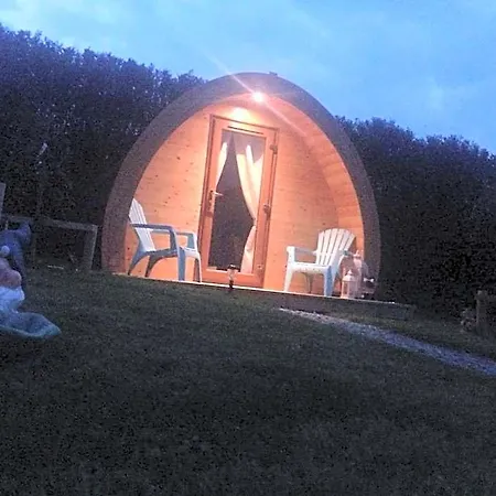 Clonakilty Accommodation Lodge *